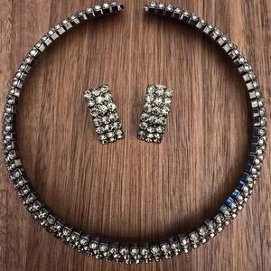 Sparkling Silver Necklace and Earring Set
